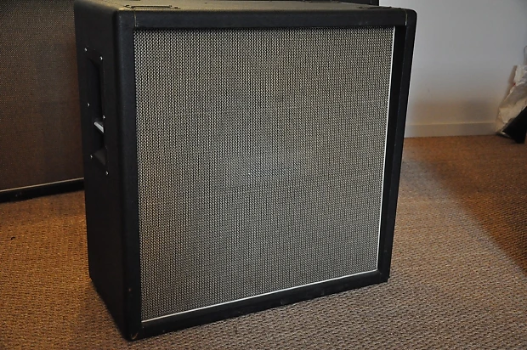 4x12 Greenback 30, the Helix model of a 4x12 Marshall Basketweave G12H-30